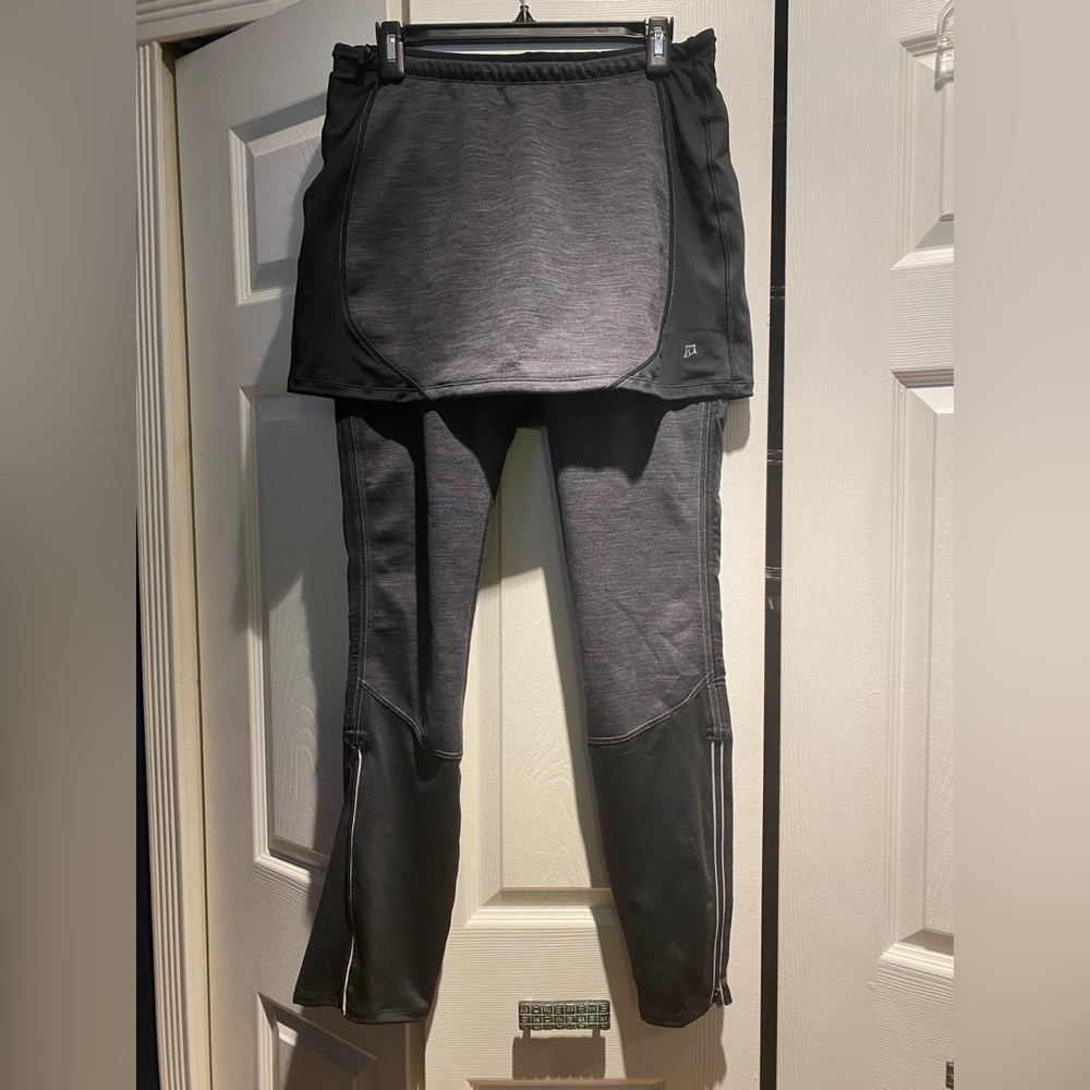 Skirt Sports winter running tights with skirt. Medium